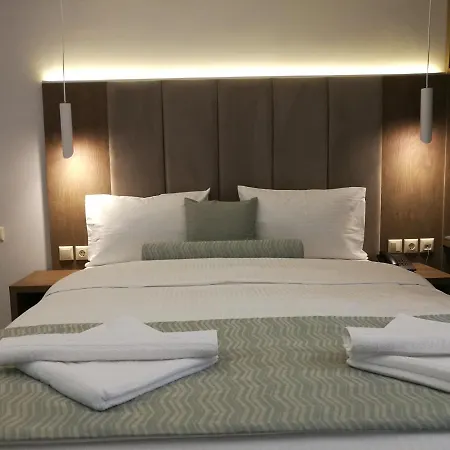 4- You Family Aparthotel Μεταμόρφωση Εξωτερικό φωτογραφία